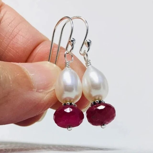 Aretes Perlas con Cristal Rojo Vintage