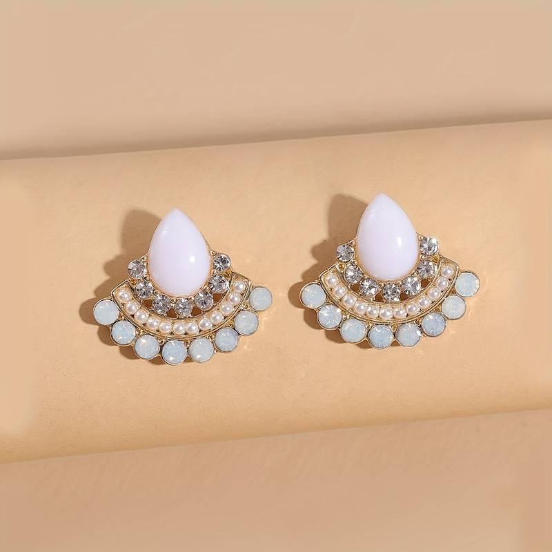 Aretes Gota Blanca Elegantes